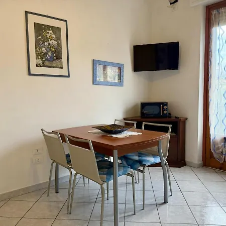 Host4u - Casa Antonietta In Ντιάνο Μαρίνα